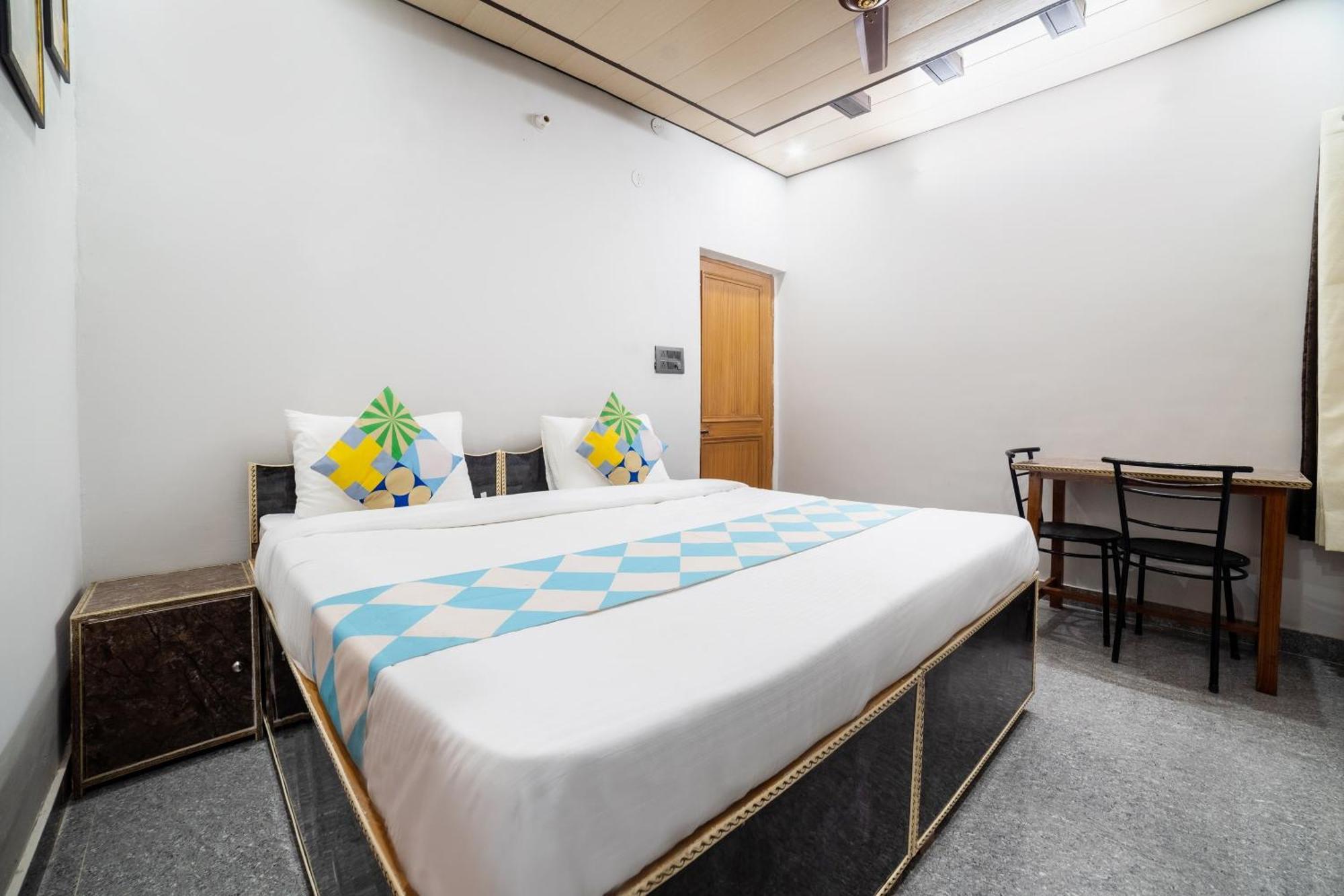 Hotel O Home Gautam Homestay Dehradun Exteriör bild