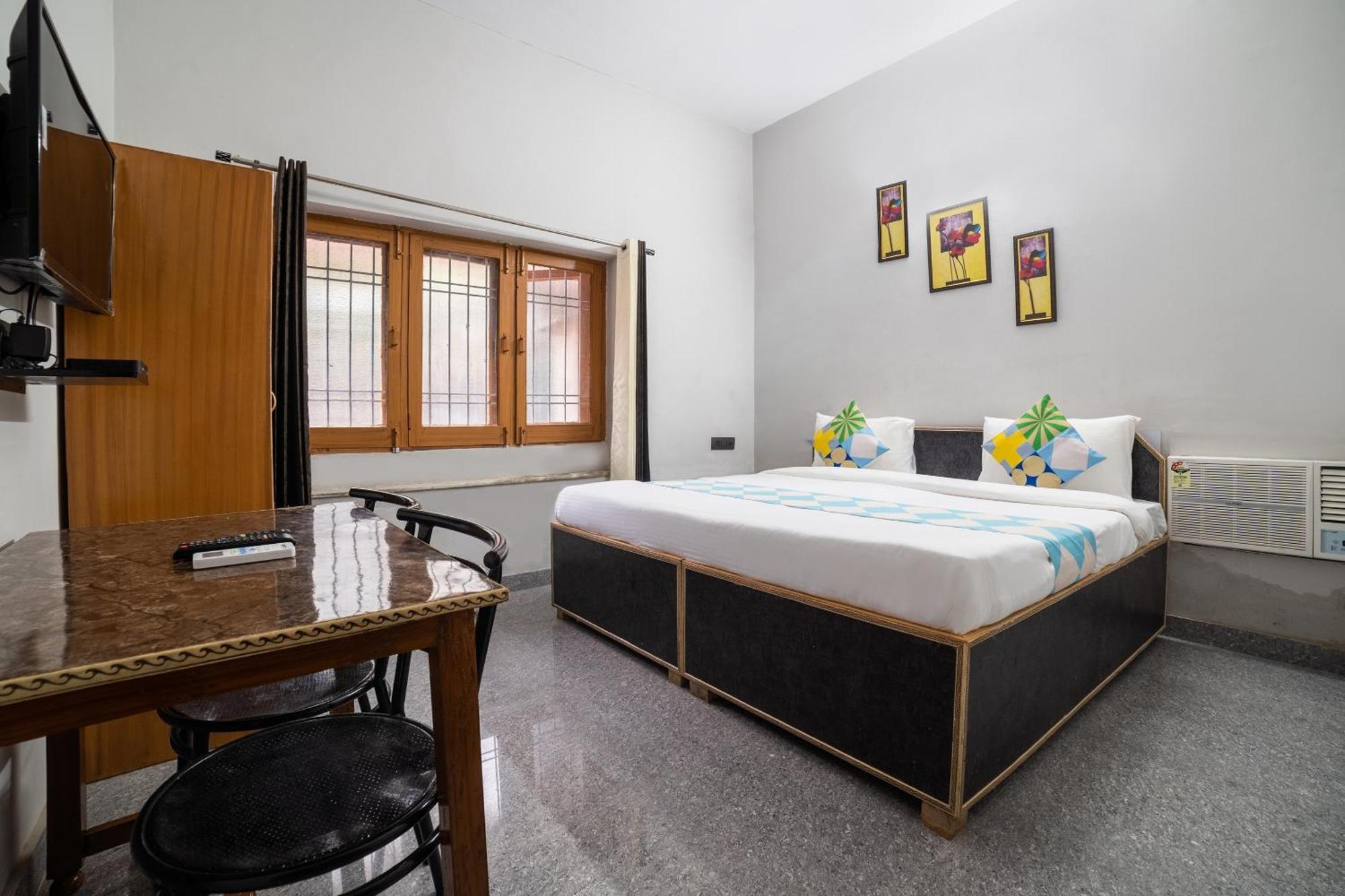 Hotel O Home Gautam Homestay Dehradun Exteriör bild