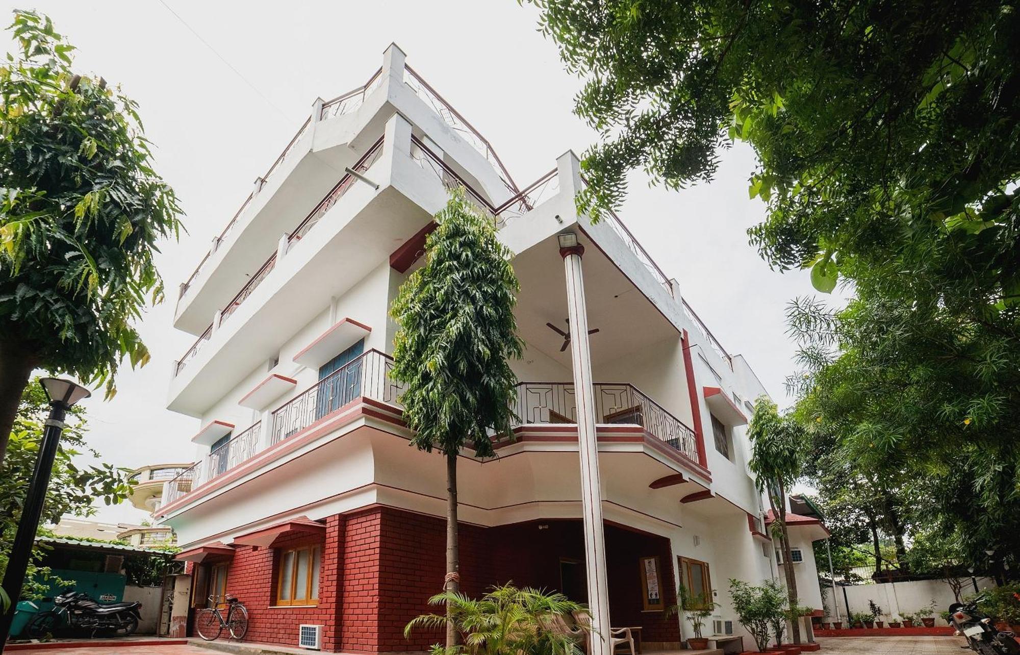 Hotel O Home Gautam Homestay Dehradun Exteriör bild